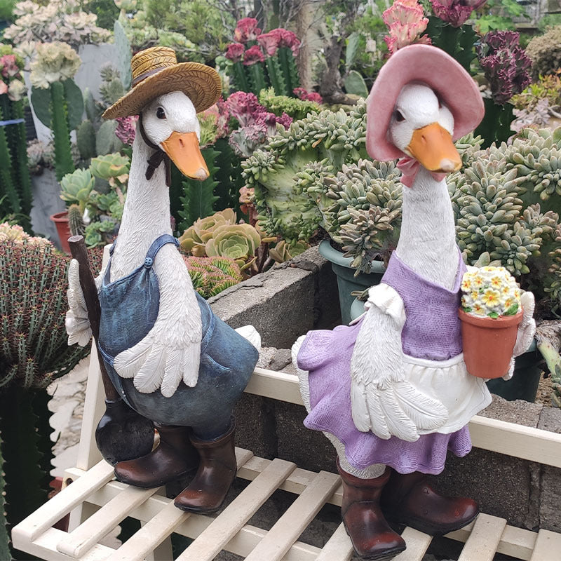 Resin Duck Garden Statue - Weatherproof Outdoor Decor