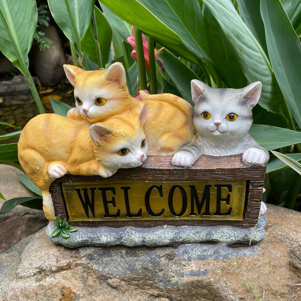 Solar Cat Garden Light - Resin Outdoor Statue with LED